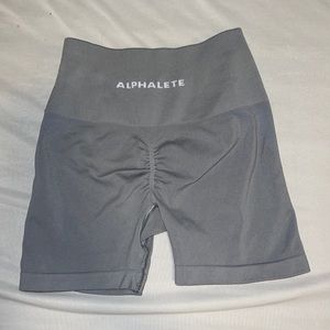Alphalete Amplify Short 4.5’’ Utility Grey